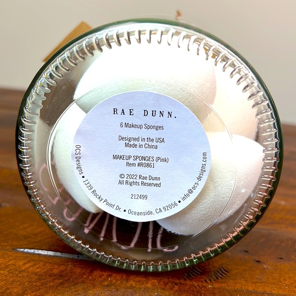 Rae Dunn Makeup Sponges - Picture 7 of 8